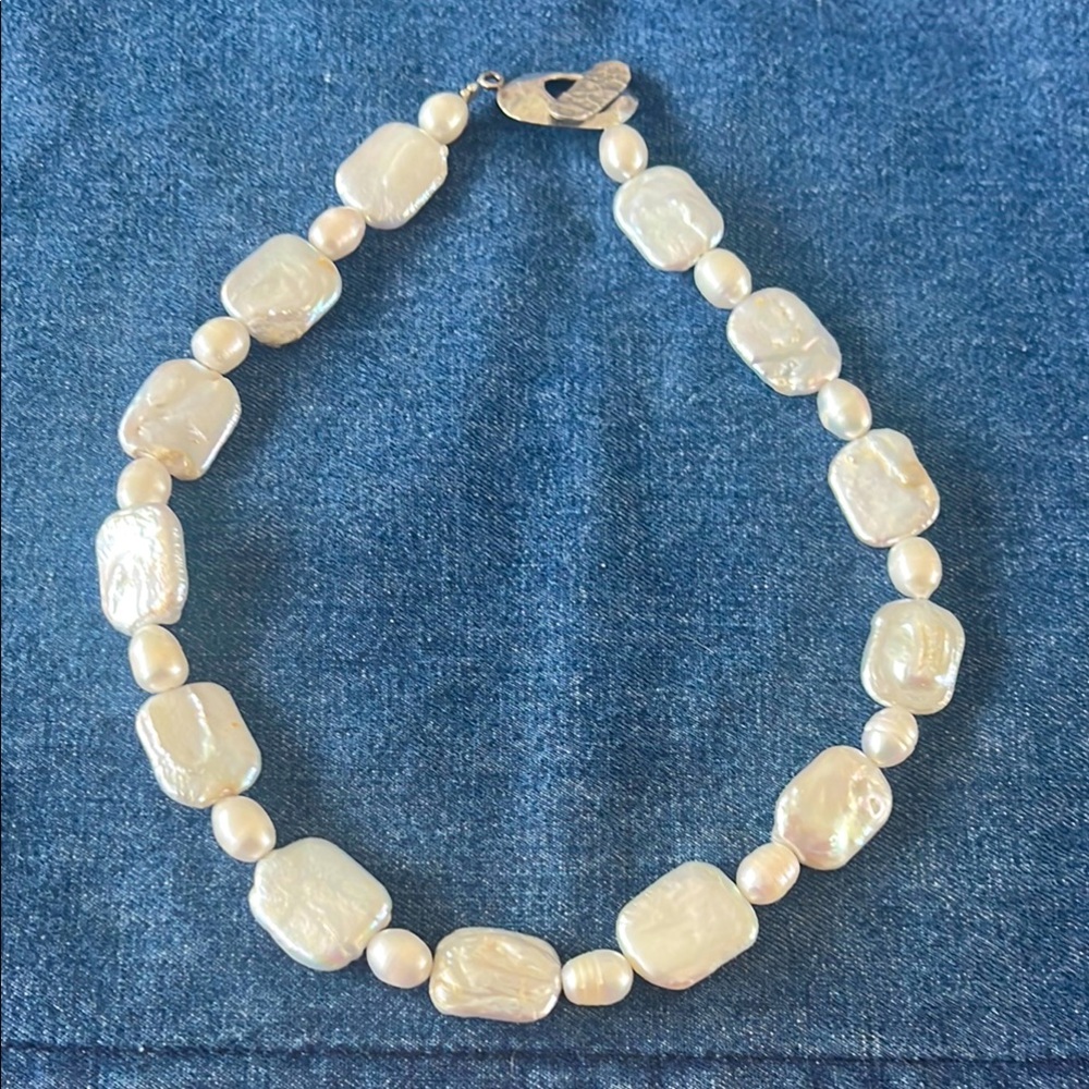 New White Genuine Freshwater Pearl Necklace w Sterling Silver Hammered Clasp